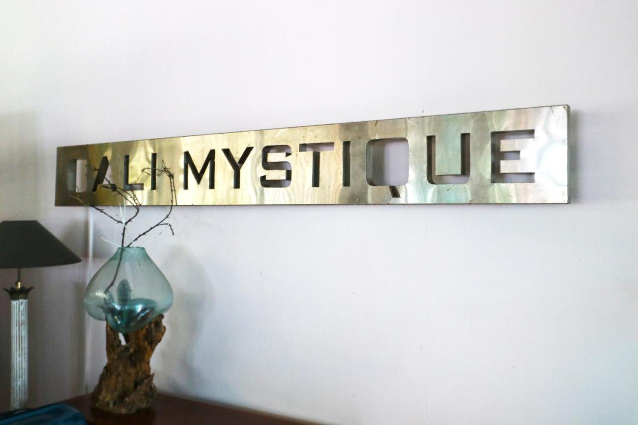 Bali Mystique Apartment Seminyak Bagian luar foto